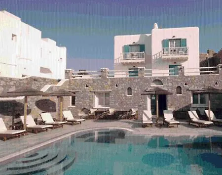 Petinaros Beach Studios * Agios Ioannis Diakoftis