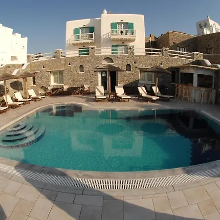 Petinaros Beach Studios * Agios Ioannis Diakoftis